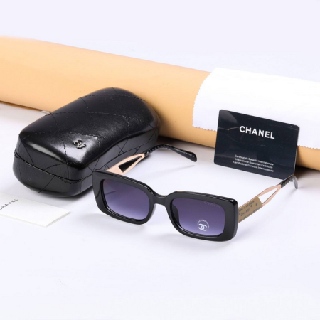 نظارة شمسية CHANEL اسود