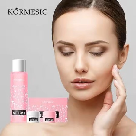بكج تفتيح كريم وصابون KORMESIC